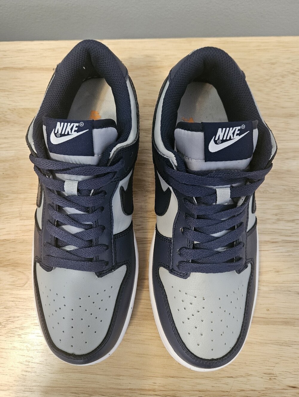 Nike Dunk Low Retro Georgetown Sneakers - Size 8 - Picture 2 of 9